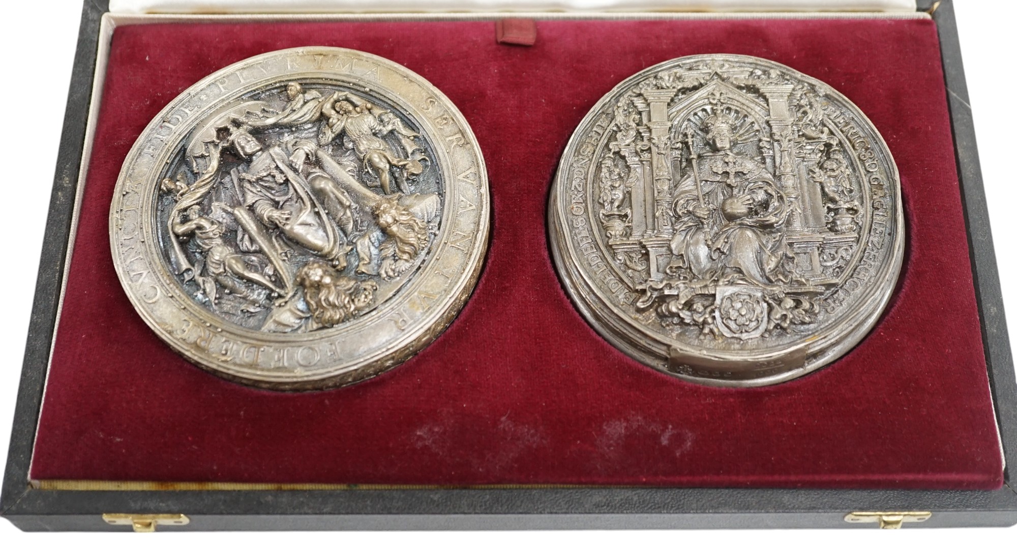 Two 1970's cased limited edition reproduction silver seals, 'The Royal Seal of King Henry VIII of England' and 'The Royal Seal of King Francis I of France', Hennell, Frazer & Haws, London, 1972, 91mm. Condition - fair to